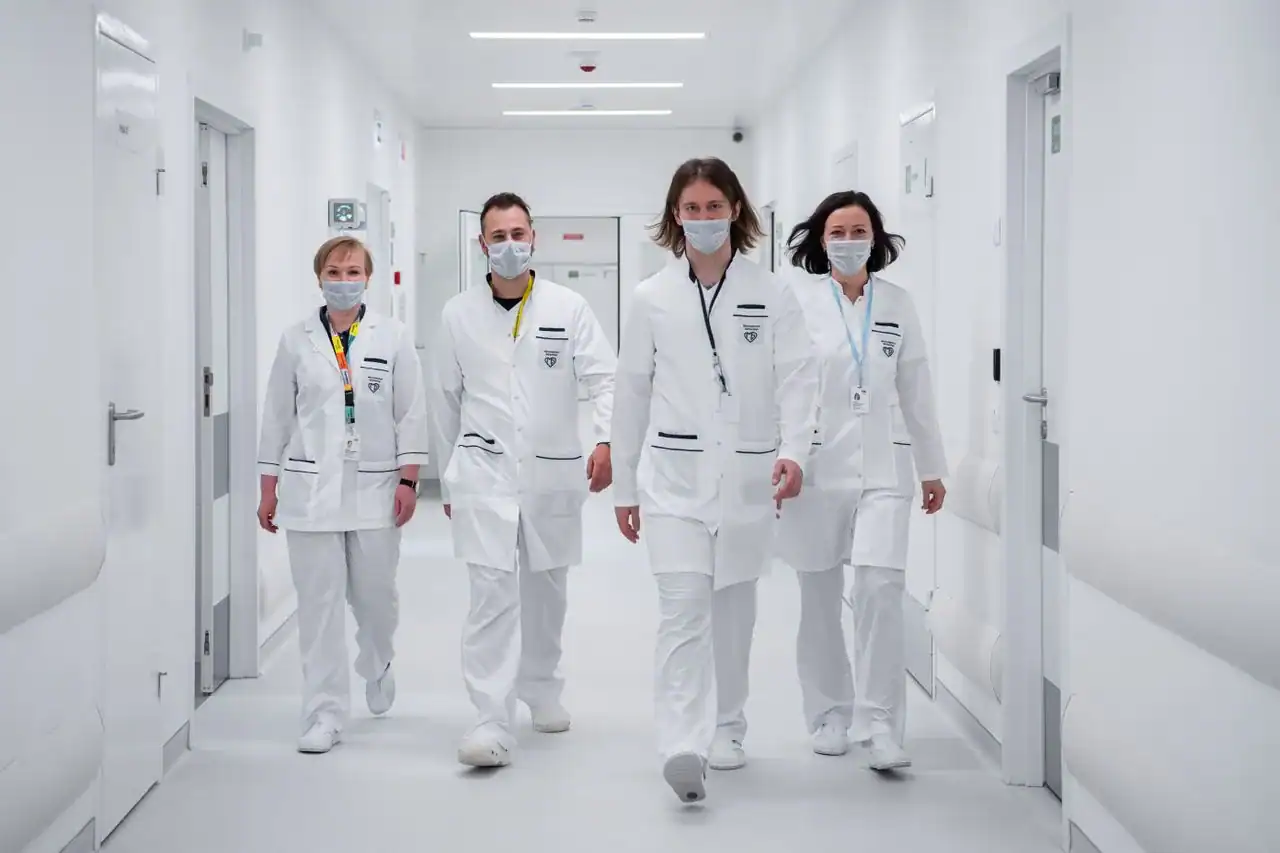 Médecins exerçant en collectif dans un centre de soins non programmés